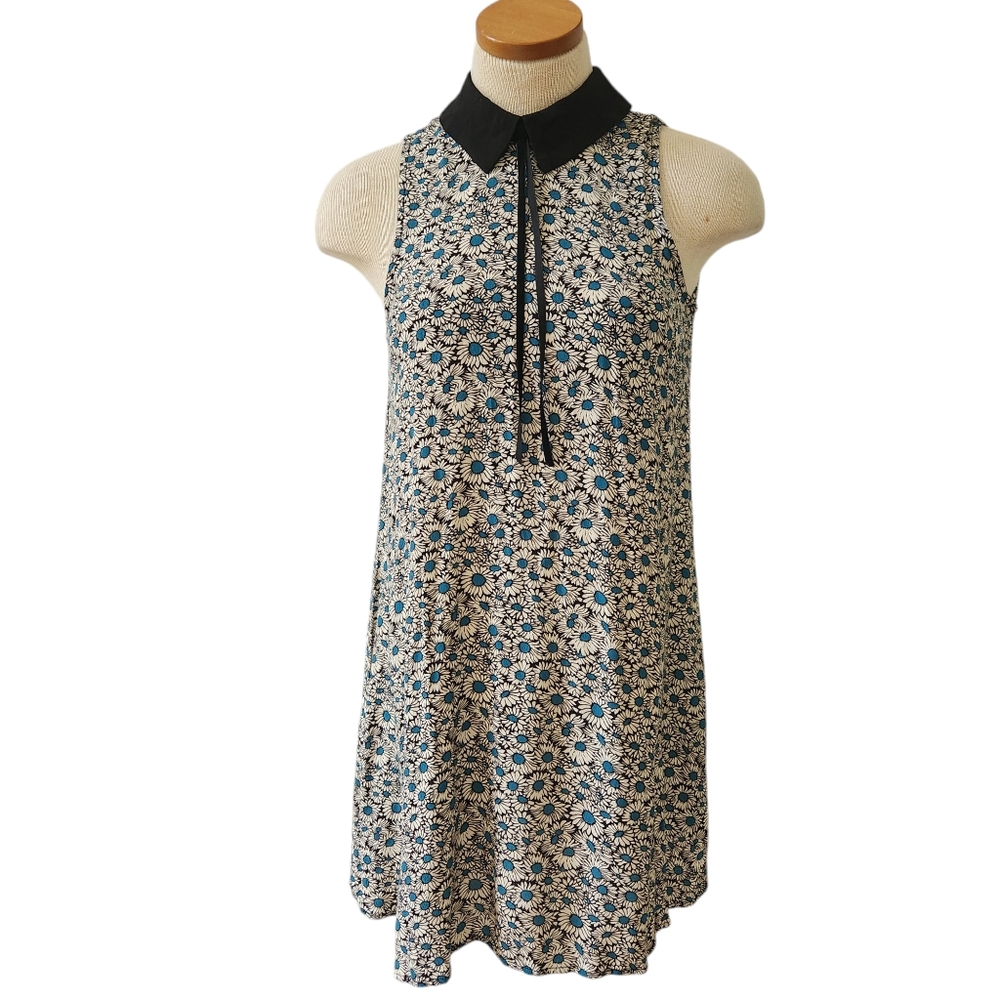 FOREVER 21 Women Floral Collared Dresse Size small